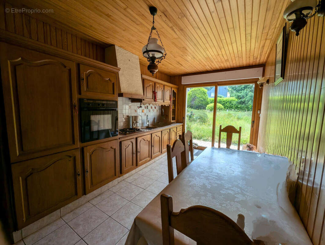 Cuisine - Maison à PLOERDUT