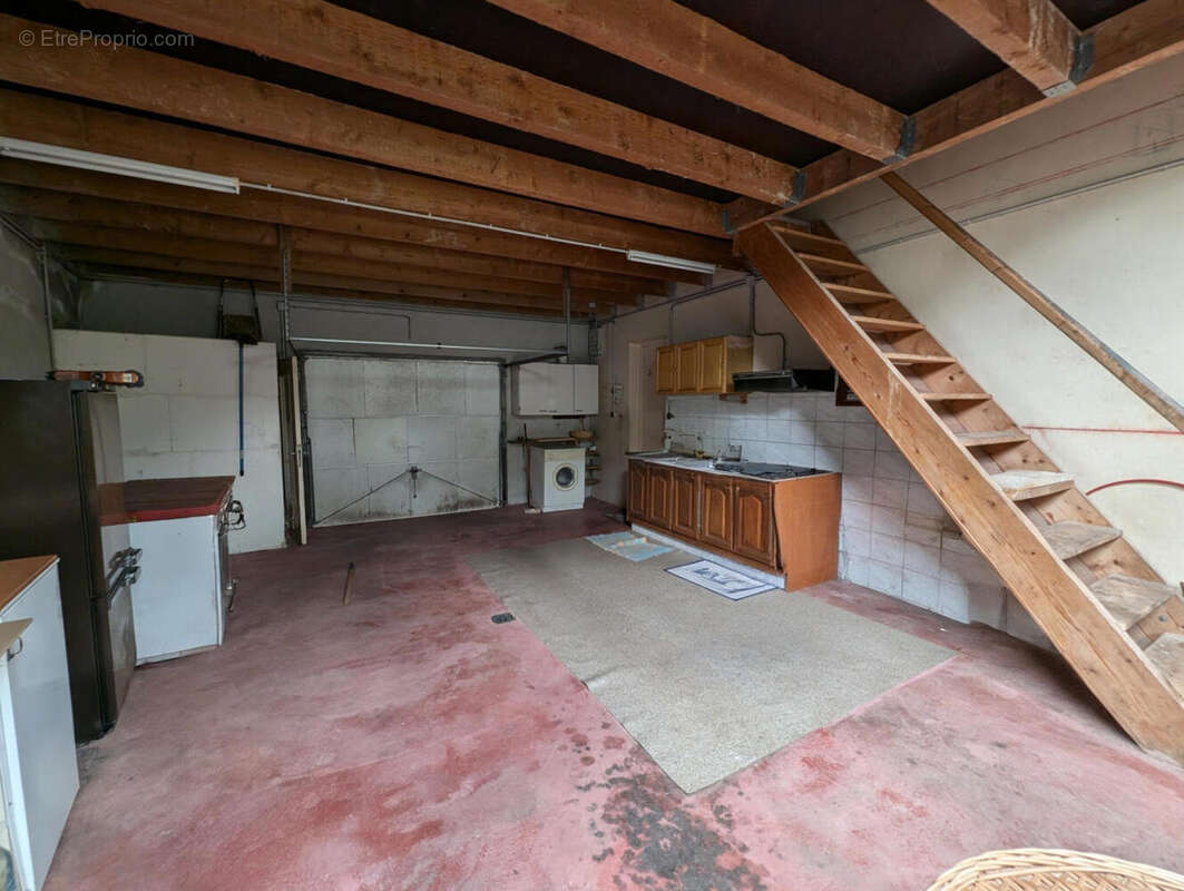 Garage - Maison à PLOERDUT