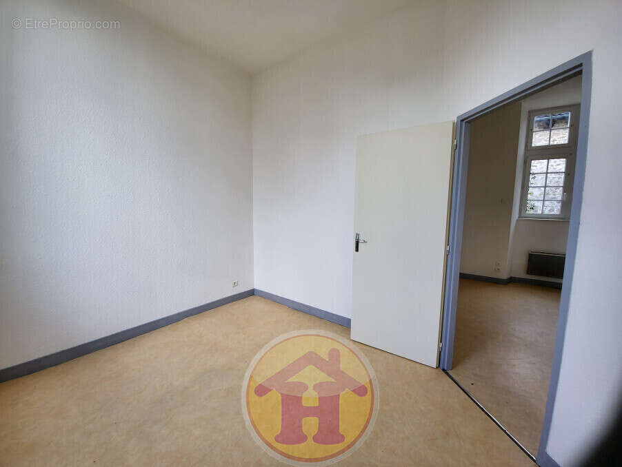 Maison à SAINT-JUNIEN