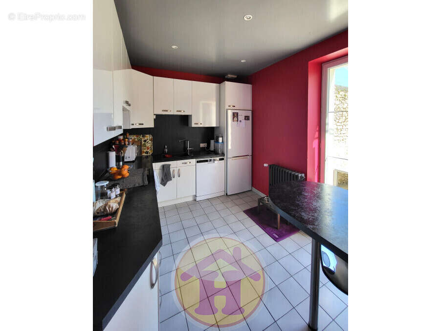 Maison à SAINT-JUNIEN