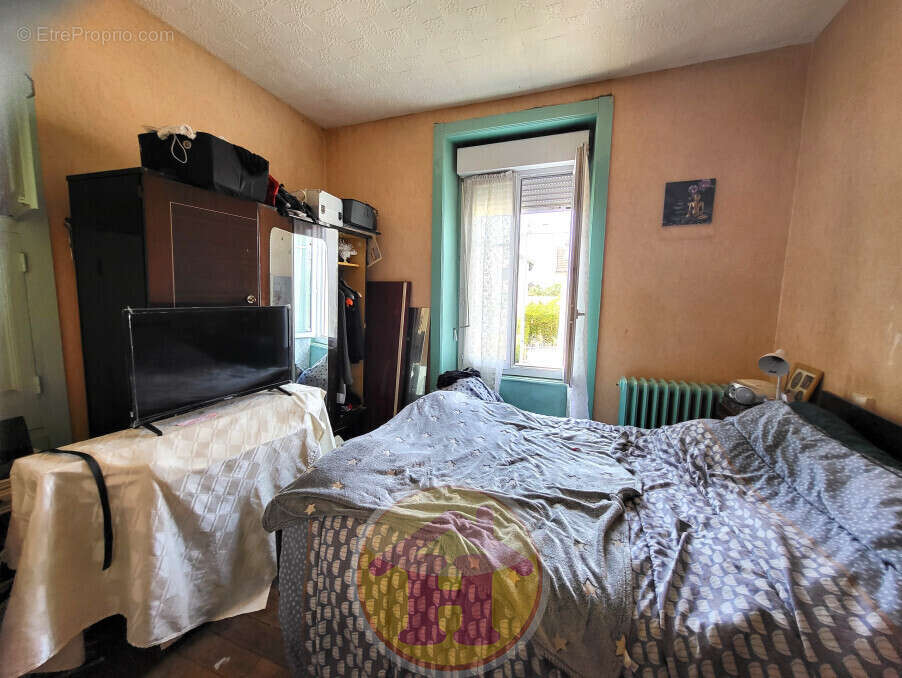 Maison à SAINT-JUNIEN