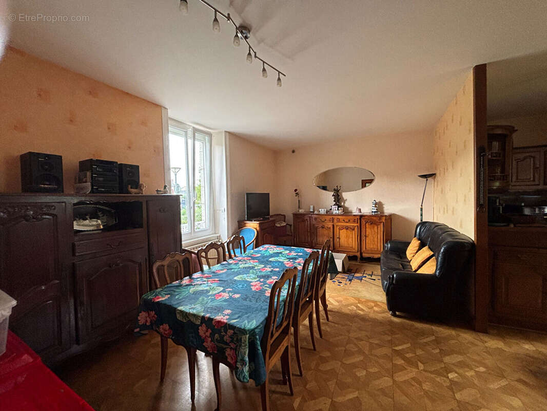 Maison à CHATEAUBOURG