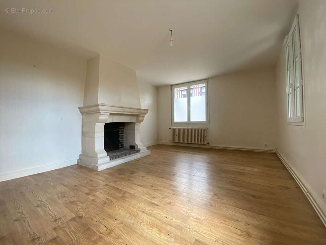 Maison à LE NEUBOURG