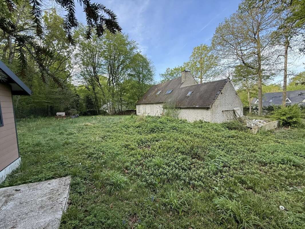 Maison à VARENNES-JARCY