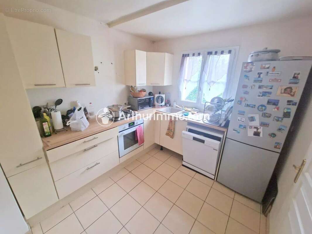 Maison à SAVIGNY-LE-TEMPLE