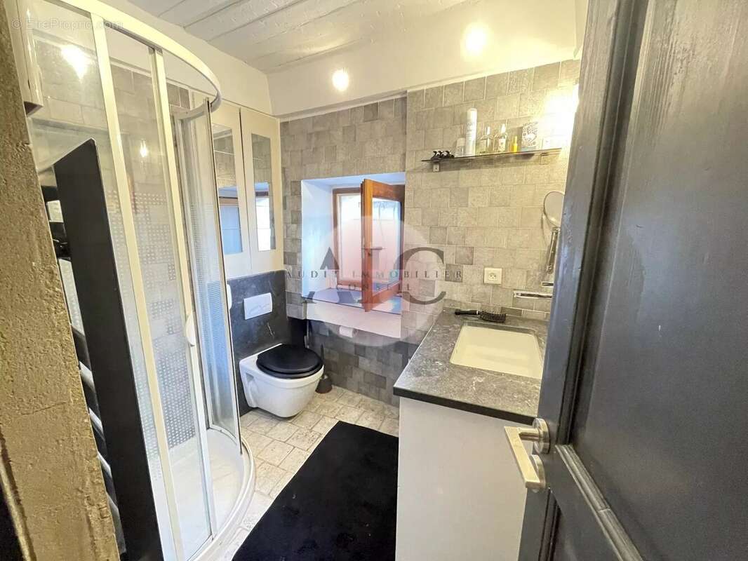 Appartement à CALLIAN