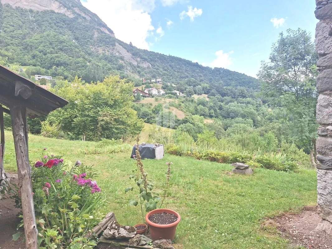 Maison à LA TRONCHE