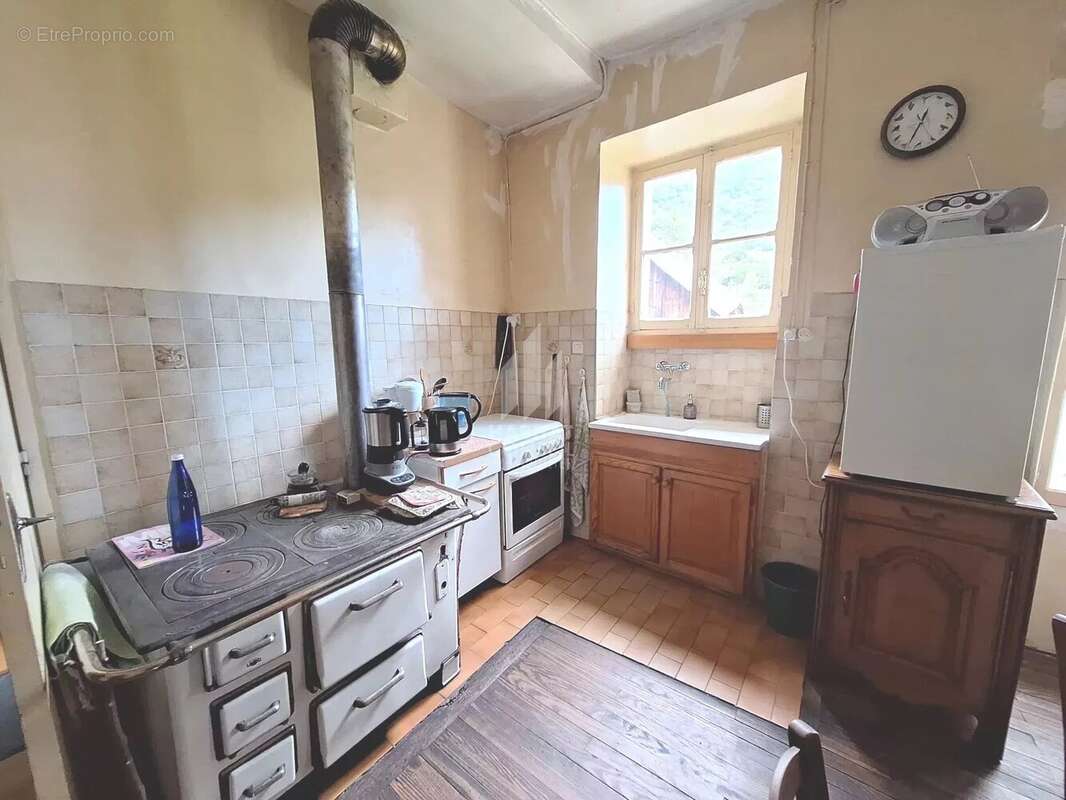 Maison à LA TRONCHE