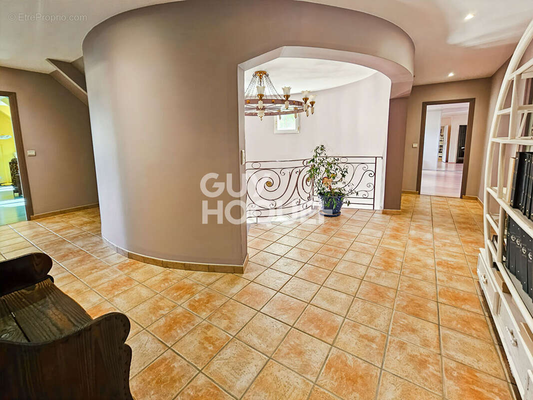 Maison à LA HOUSSAYE-EN-BRIE