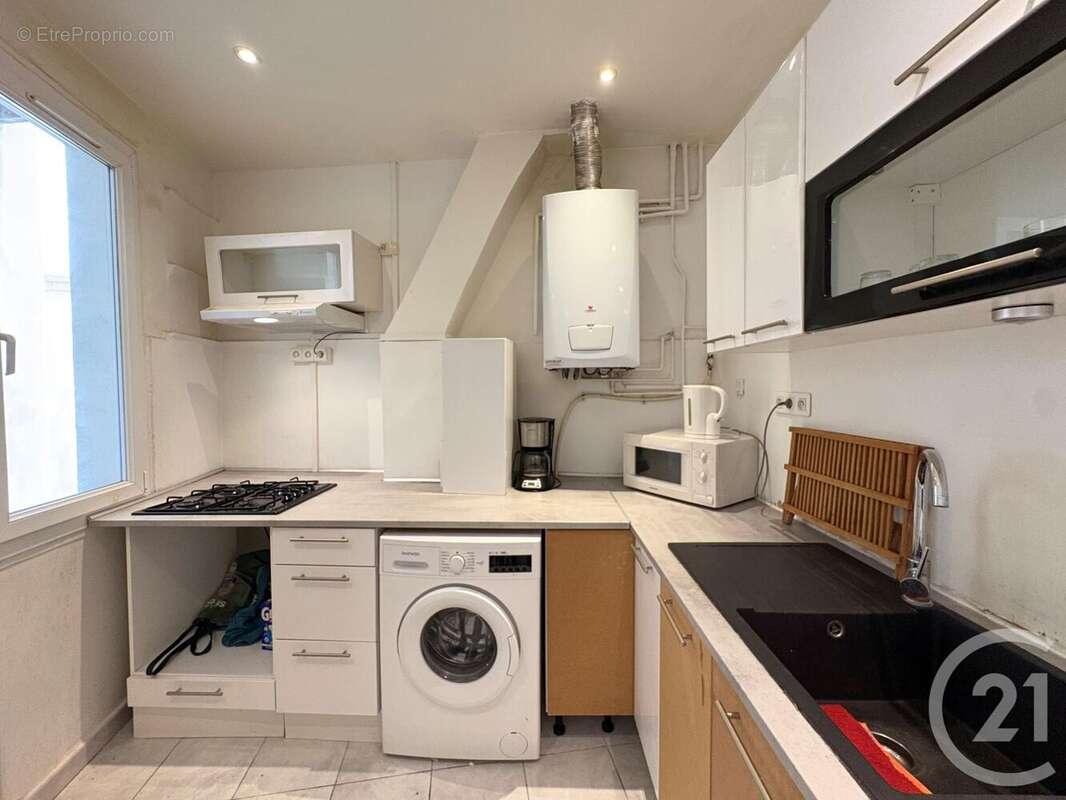 Appartement à MARSEILLE-1E