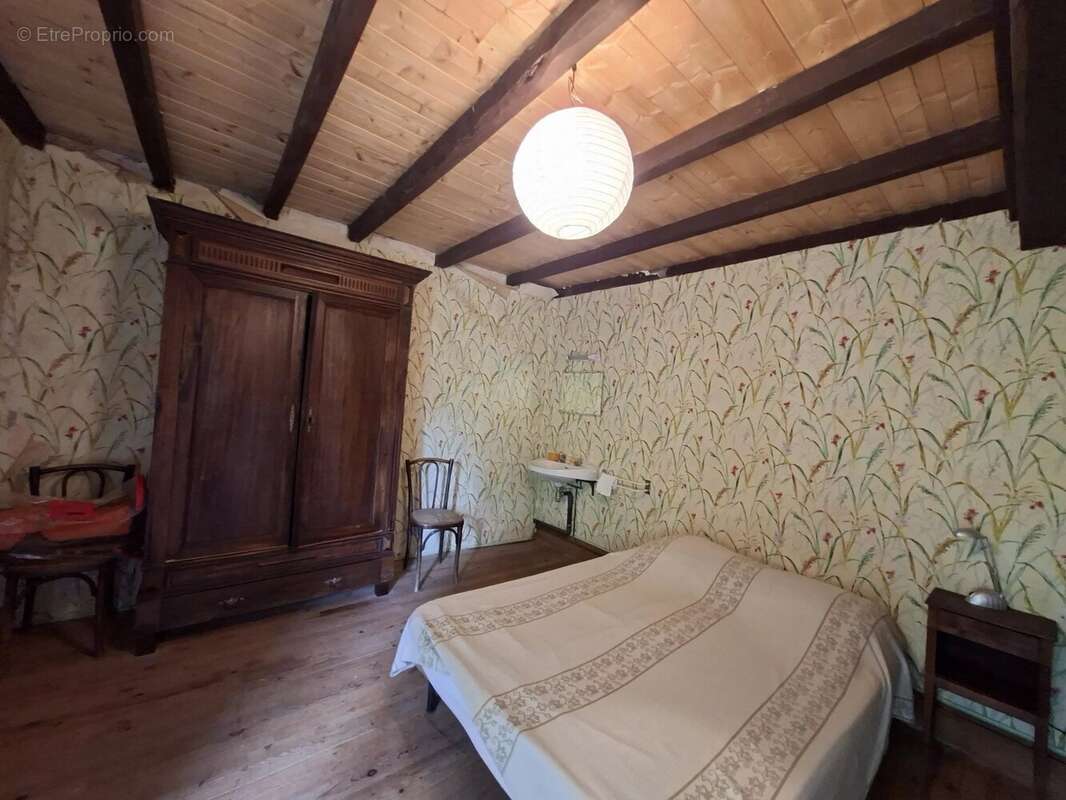 Maison à MONTREDON-LABESSONNIE