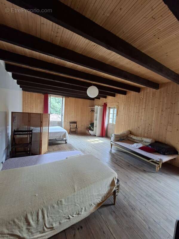 Maison à MONTREDON-LABESSONNIE