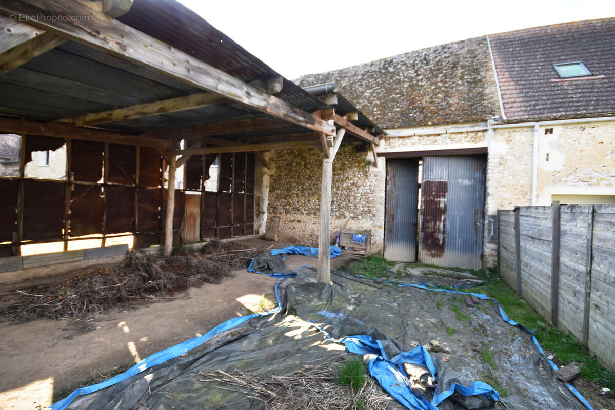 Maison à ARNOUVILLE-LES-MANTES
