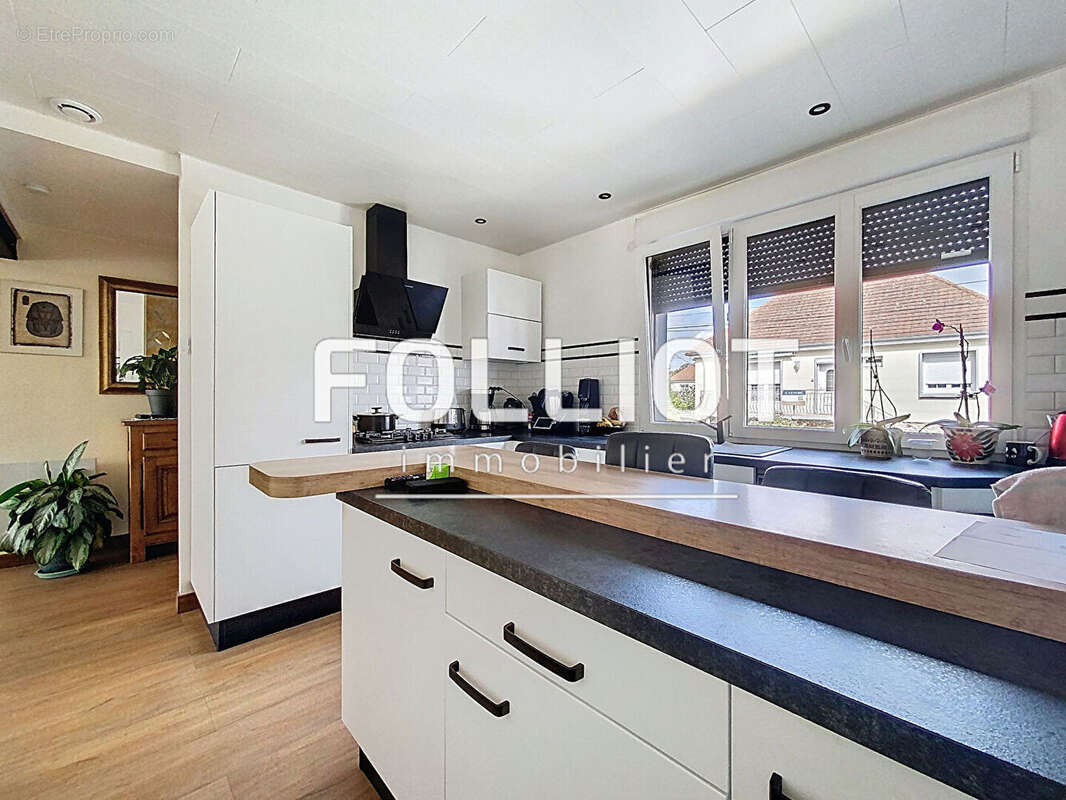 Maison à BRICQUEBEC