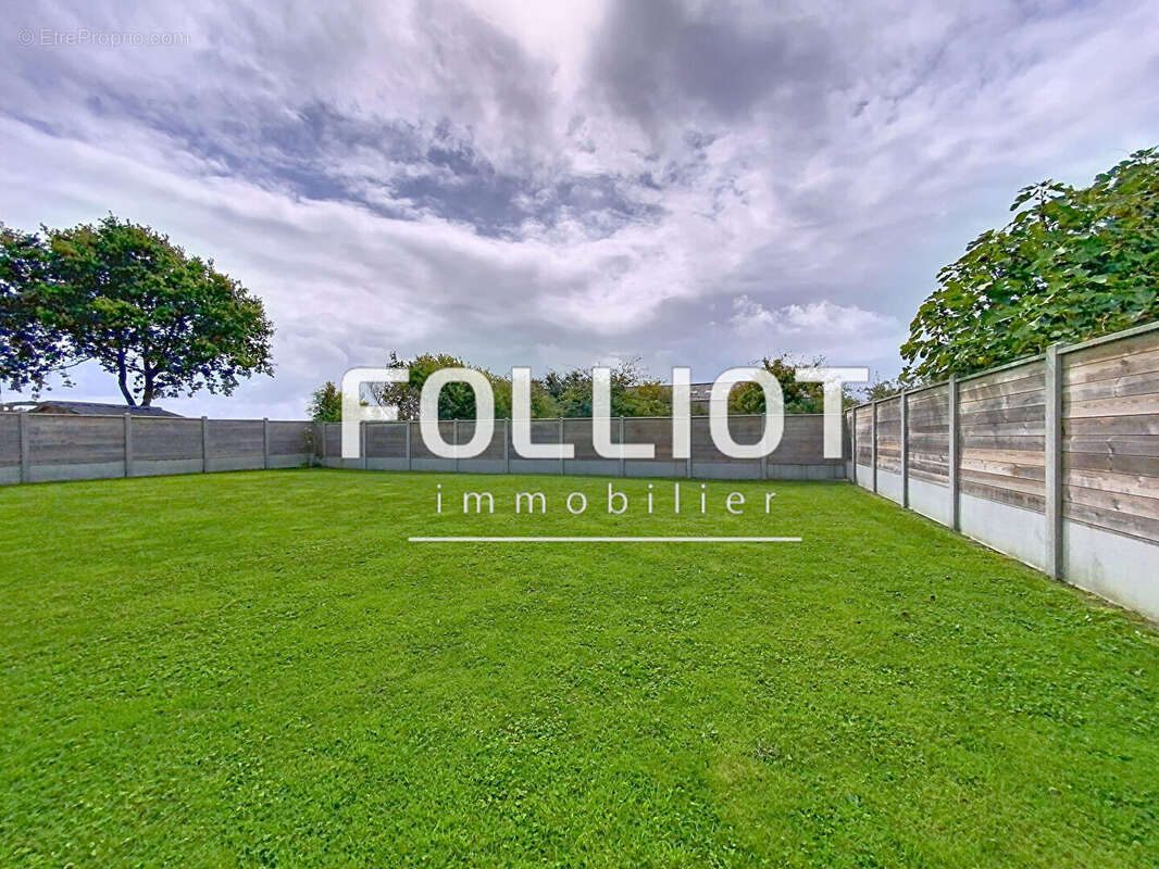 Maison à BRICQUEBEC