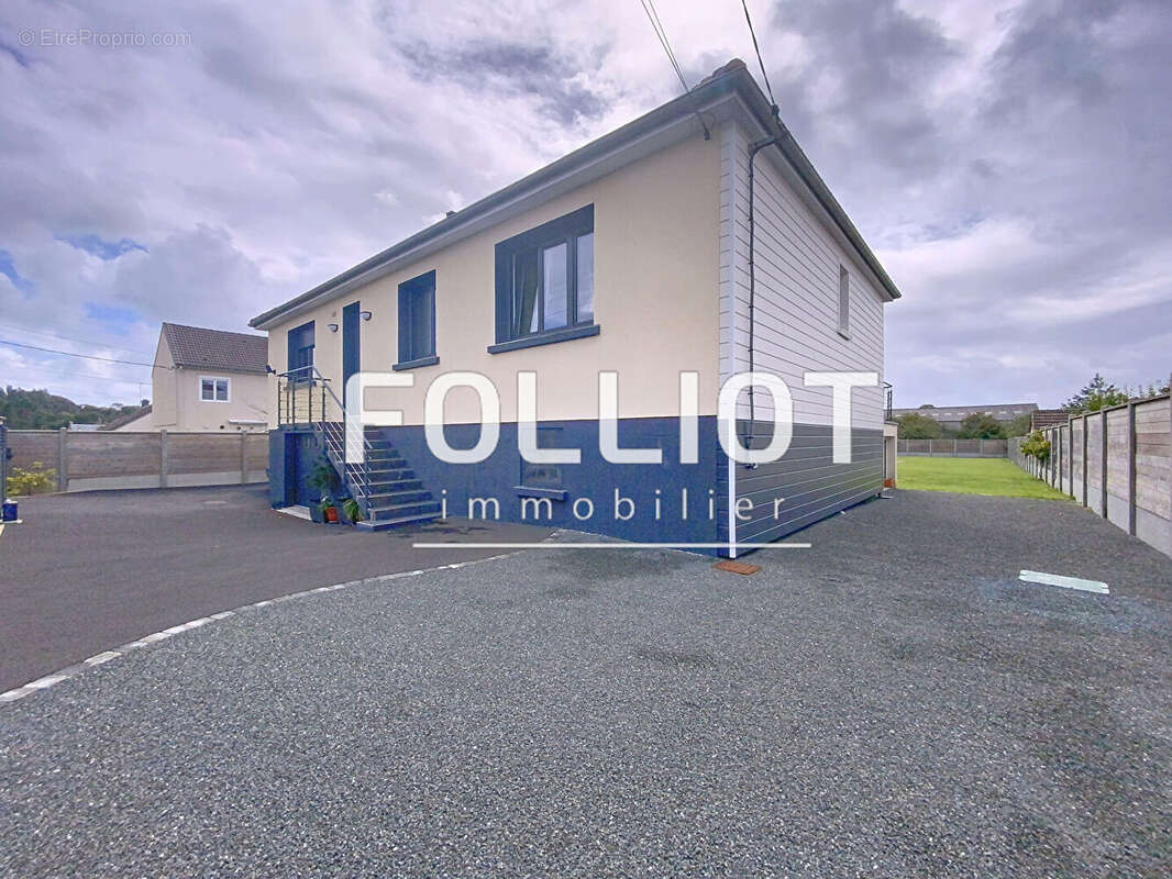 Maison à BRICQUEBEC