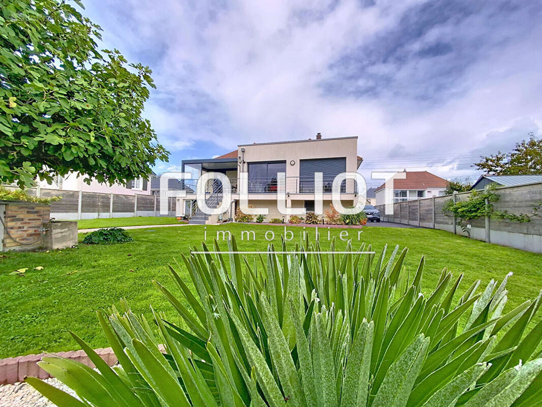 Maison à BRICQUEBEC