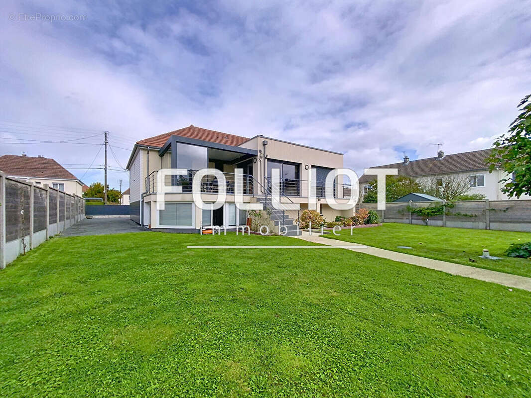 Maison à BRICQUEBEC