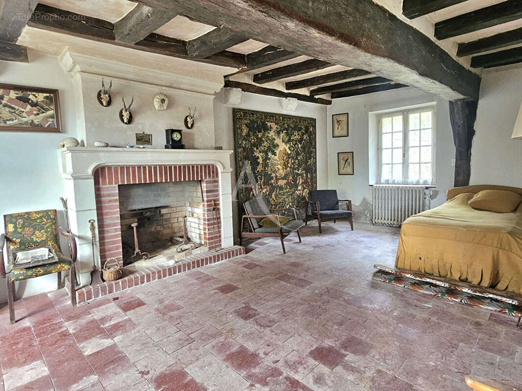 Maison à MONTRICHARD