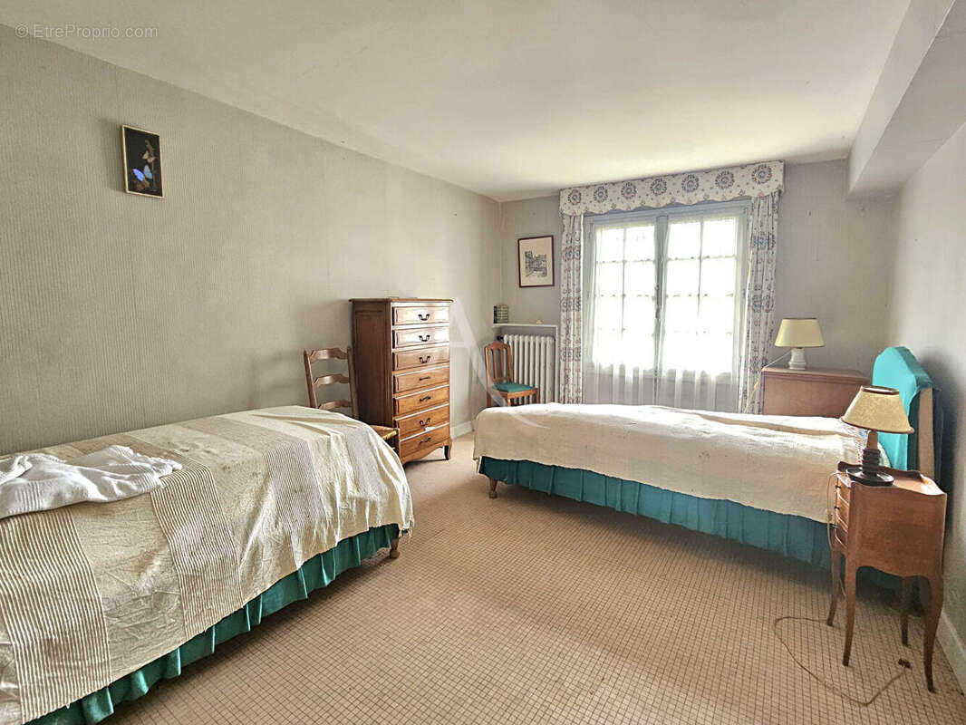 Maison à MONTRICHARD