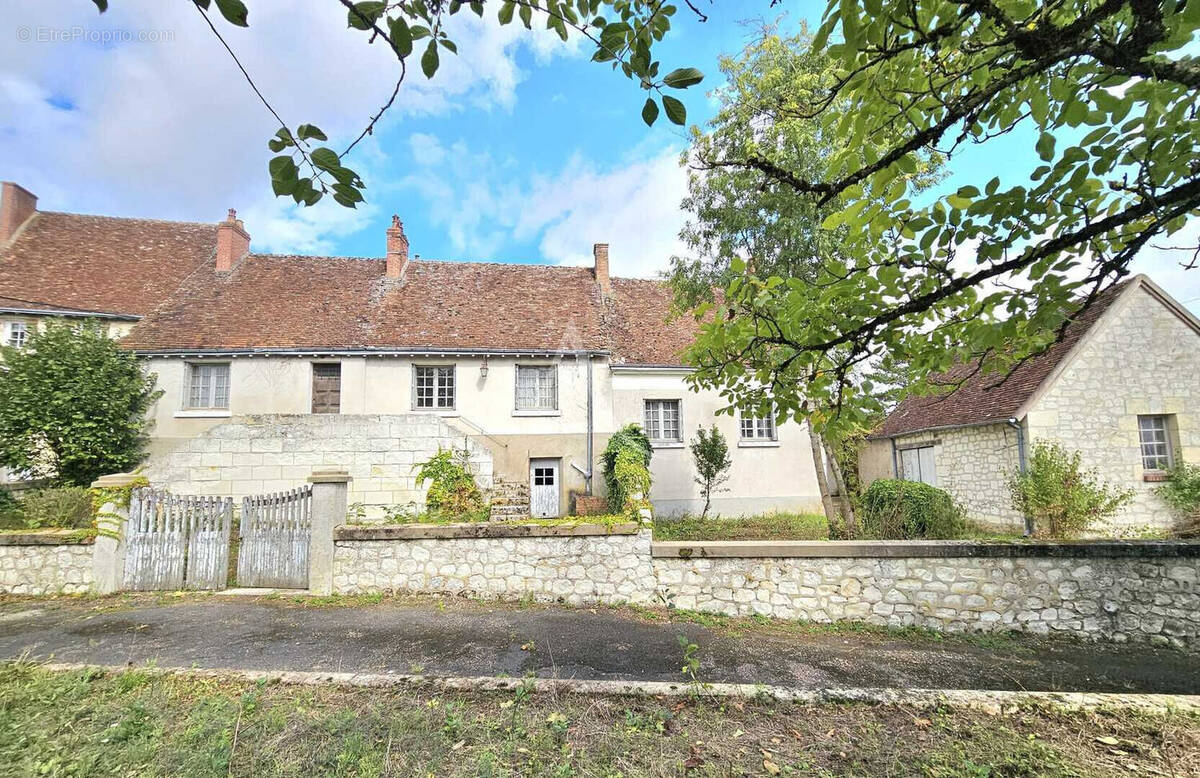 Maison à MONTRICHARD