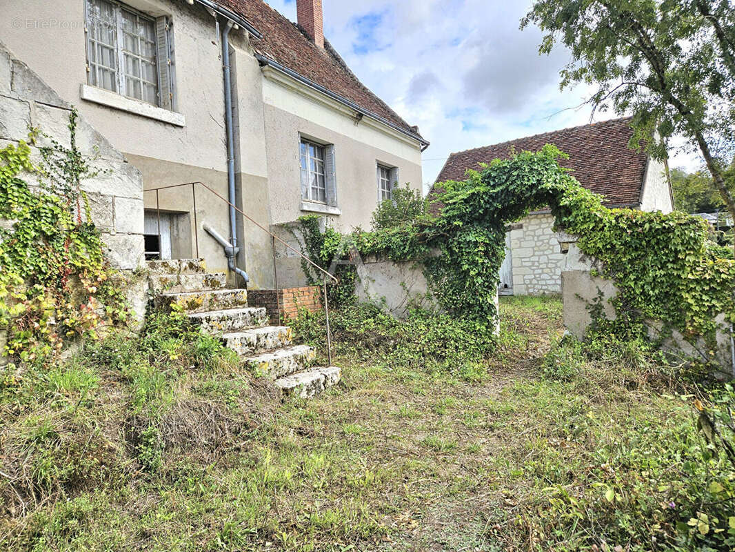 Maison à MONTRICHARD