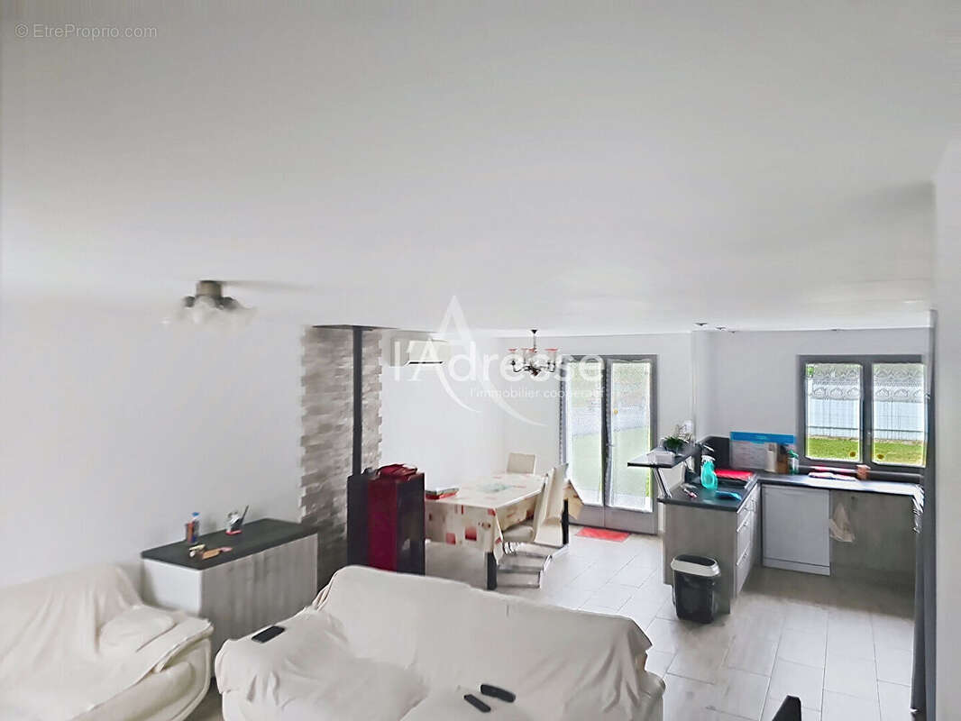 Maison à COULOMMIERS