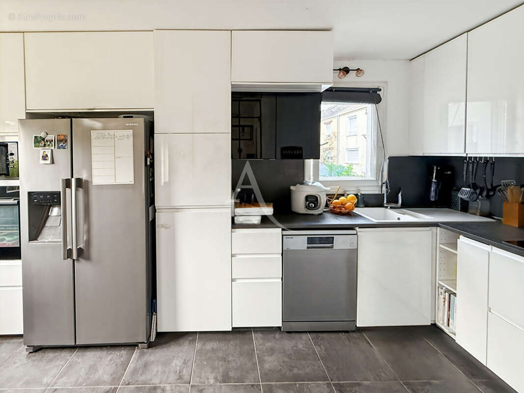 Maison à JOUY-LE-MOUTIER