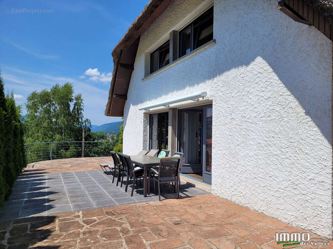 Maison à LE THILLOT