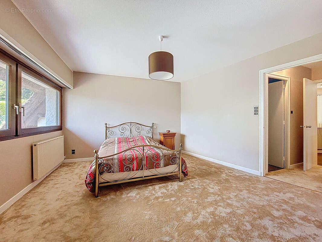 Maison à LE THILLOT