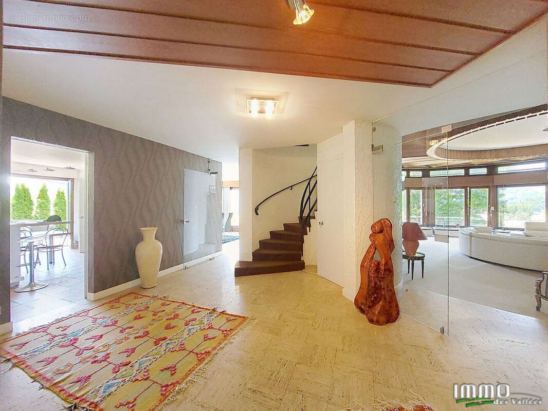 Maison à LE THILLOT