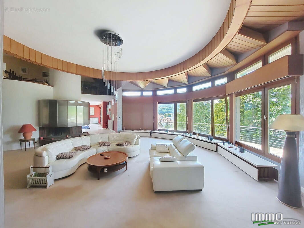 Maison à LE THILLOT