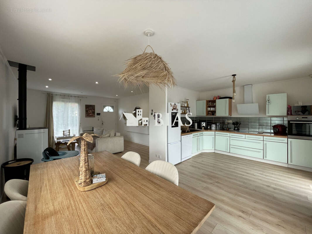 Maison à LE GROS-THEIL