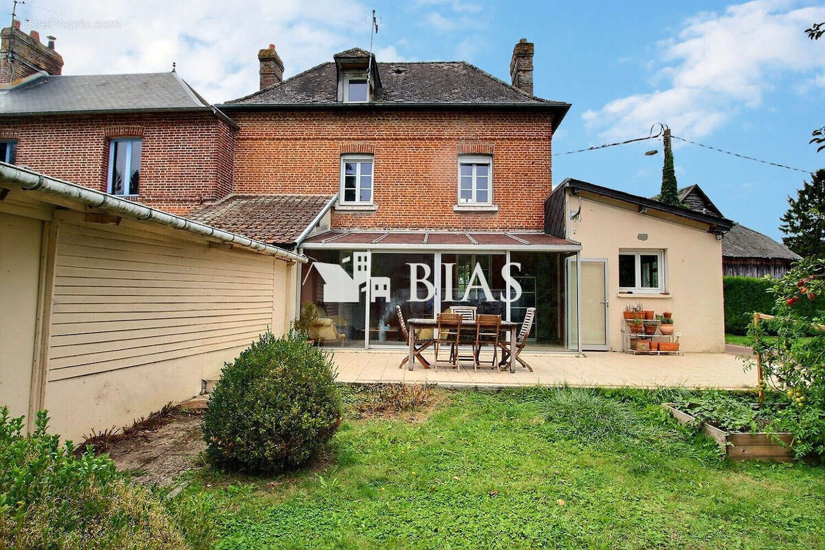 Maison à FORGES-LES-EAUX