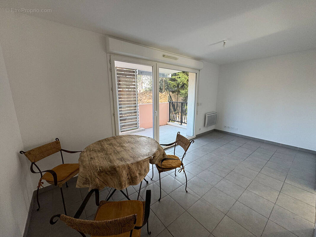 Appartement à MARSEILLE-14E