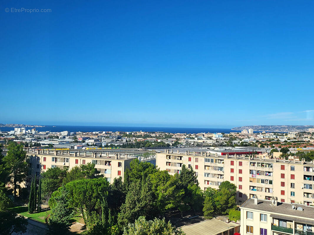 Appartement à MARSEILLE-14E