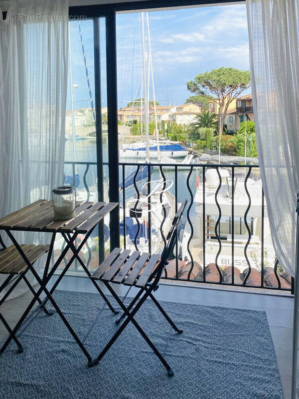 Appartement à GRIMAUD