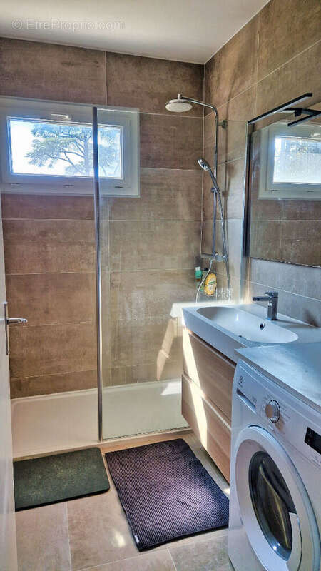 Appartement à LYON-5E