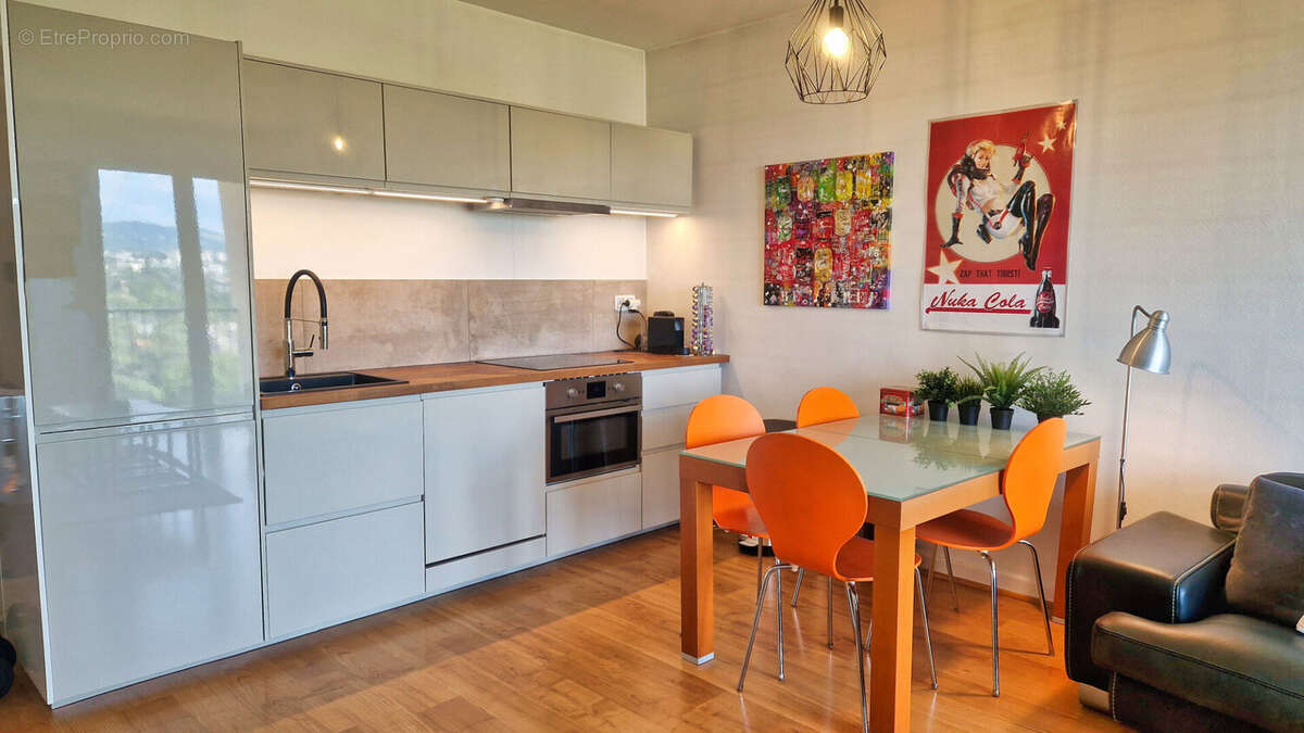 Appartement à LYON-5E