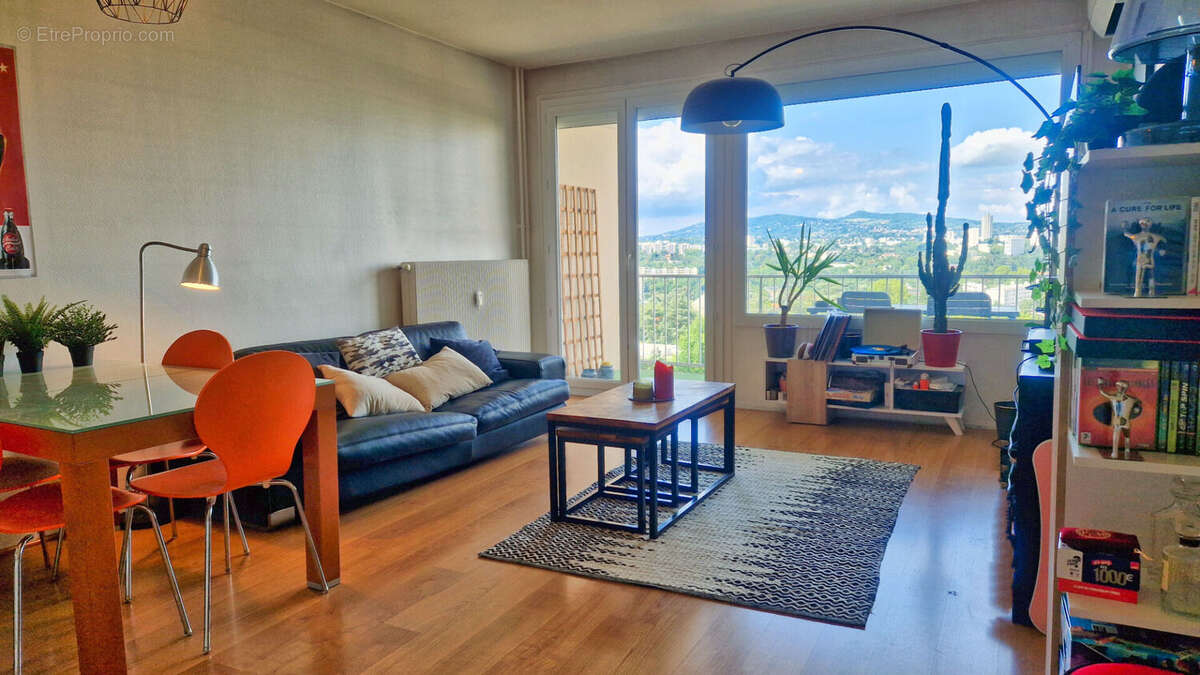 Appartement à LYON-5E