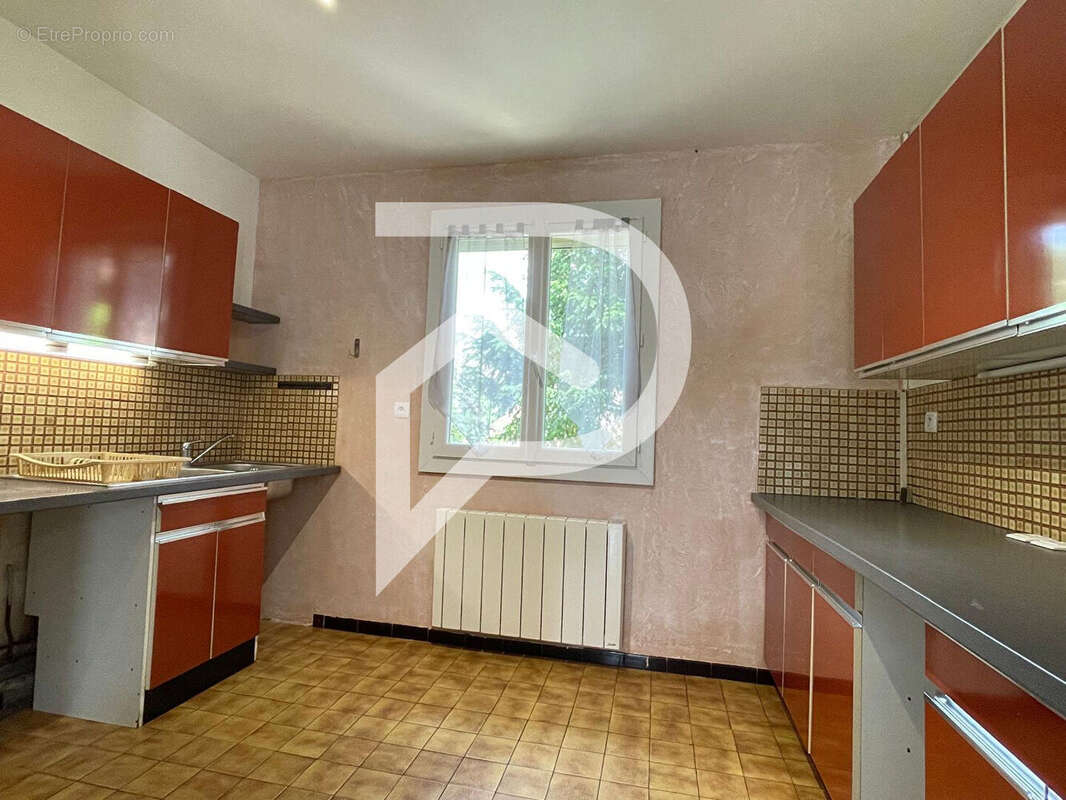 Maison à LIMEIL-BREVANNES