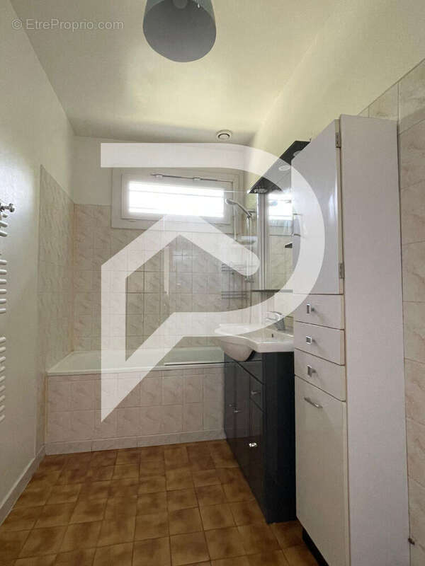 Maison à LIMEIL-BREVANNES