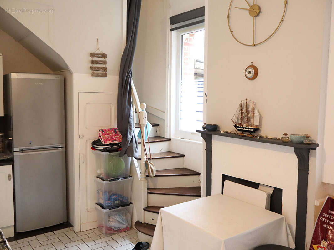 Maison à LE TEILLEUL