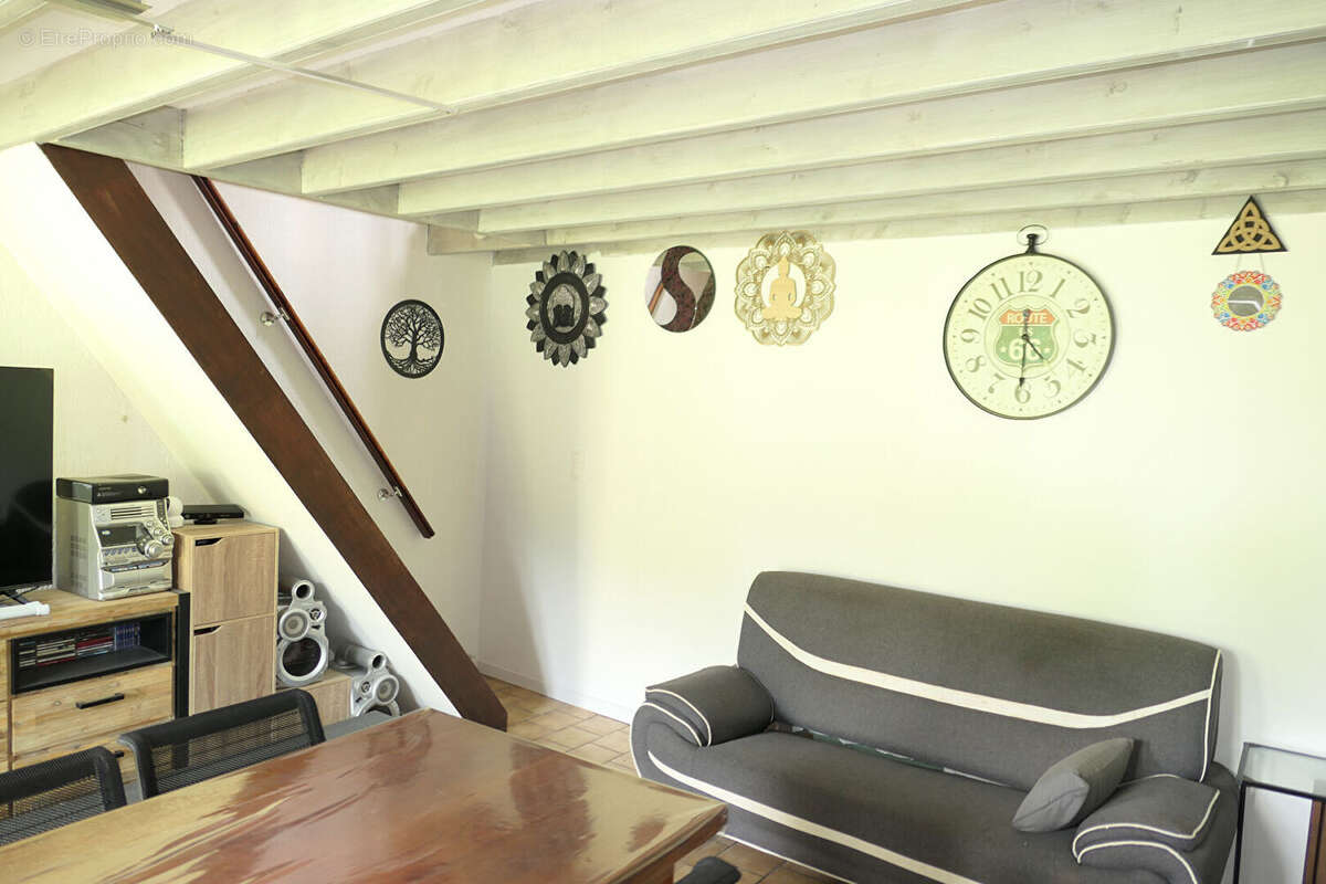 Maison à JUVIGNY-LE-TERTRE