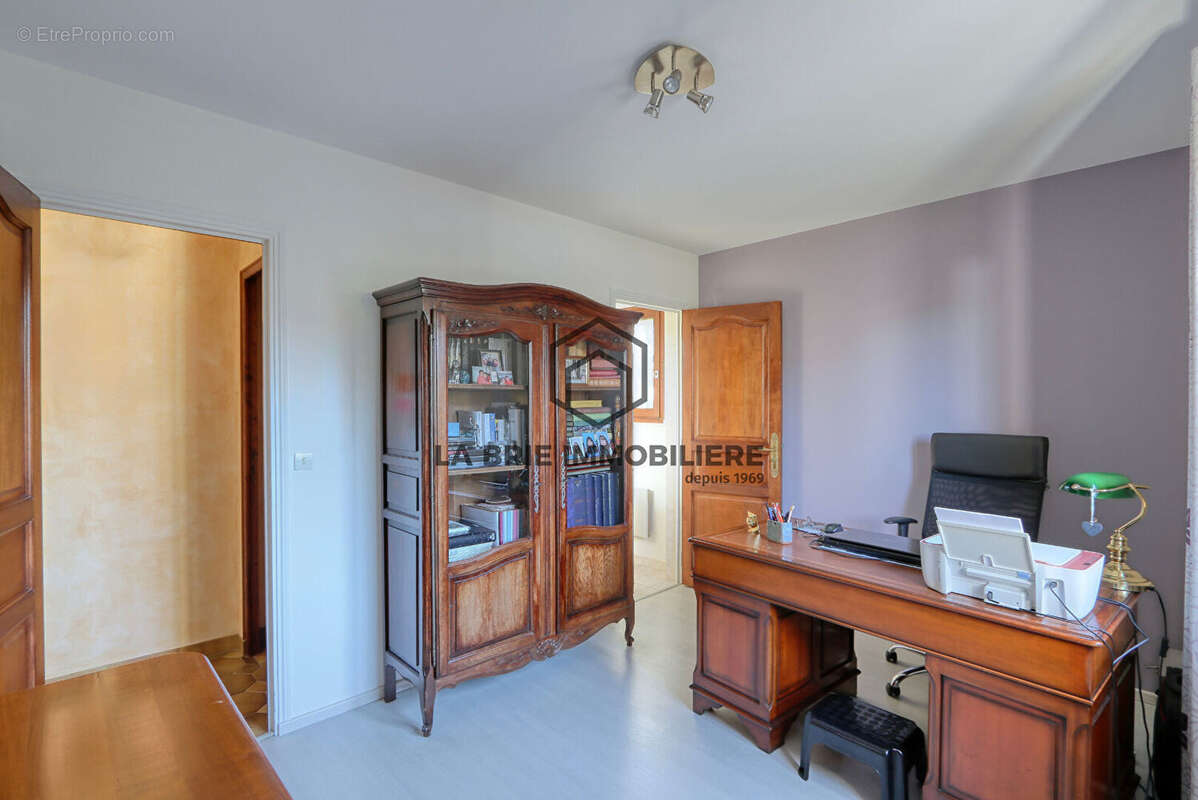 Maison à VILLECRESNES