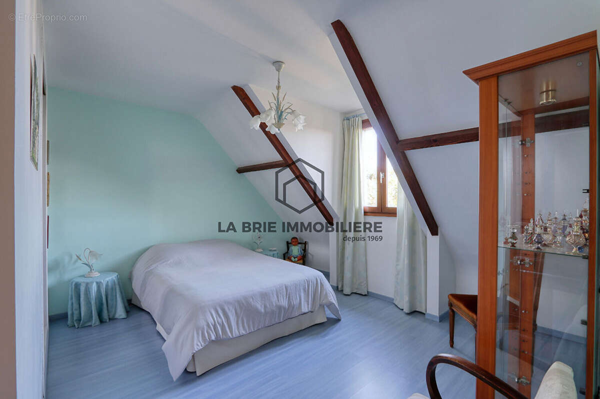 Maison à VILLECRESNES