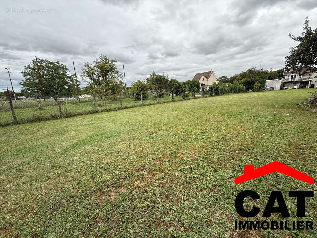 Terrain à SAINT-MAMMES