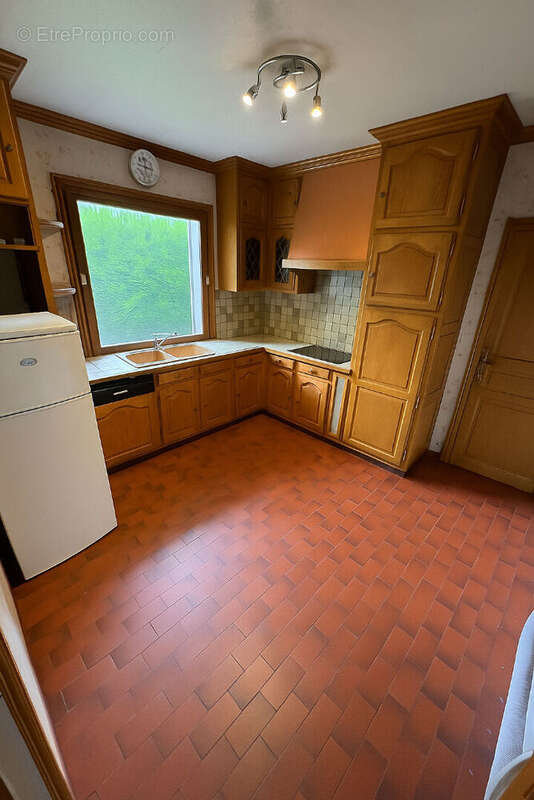 Maison à THIERS-SUR-THEVE