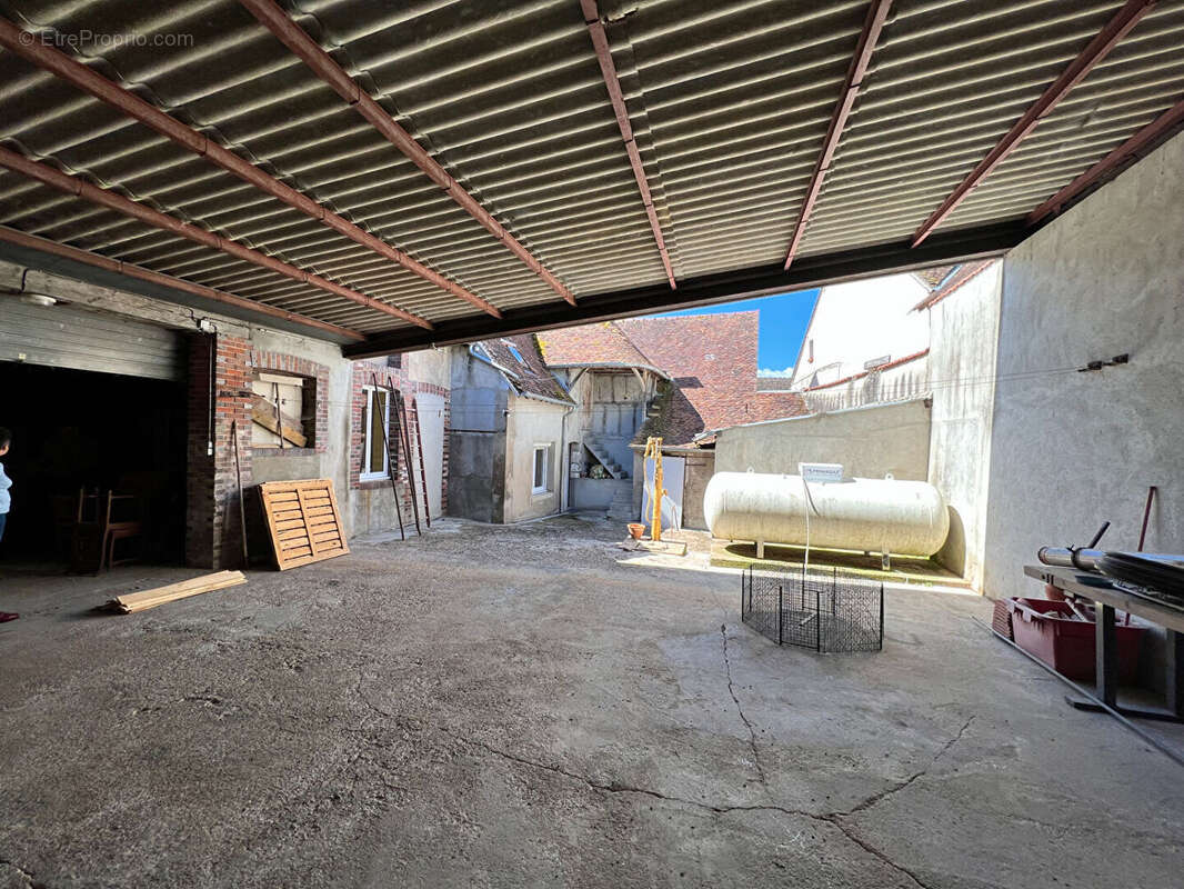 Maison à SAINT-FARGEAU