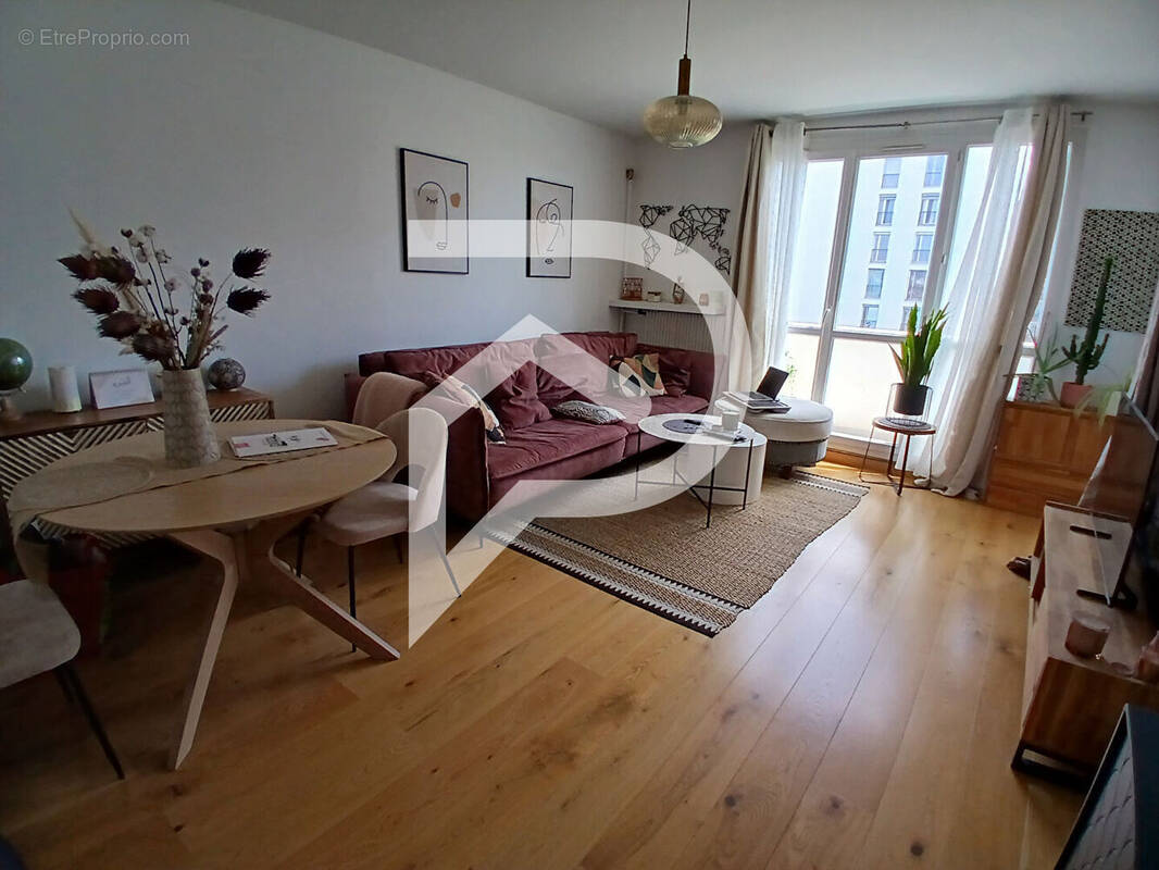 Appartement à COLOMBES